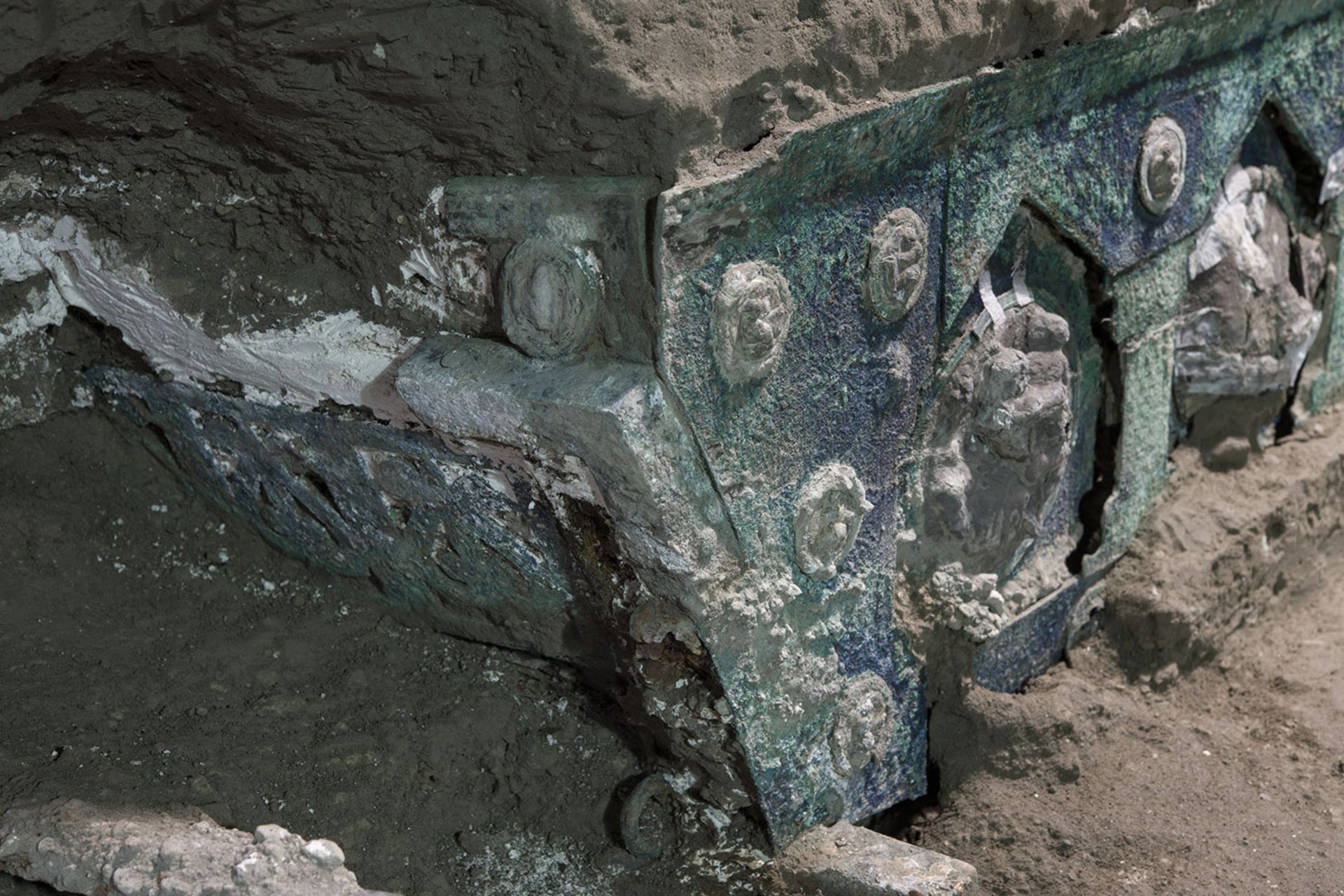 Un char de cérémonie de l’époque romaine retrouvé près de Pompéi, "une découverte extraordinaire"