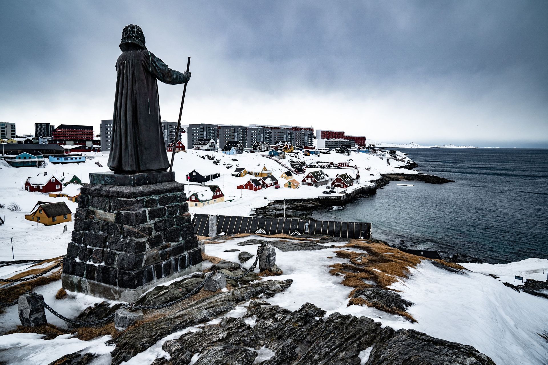 Entre réchauffement climatique, exploitation d'uranium et crise politique, le Groenland vote ce mardi