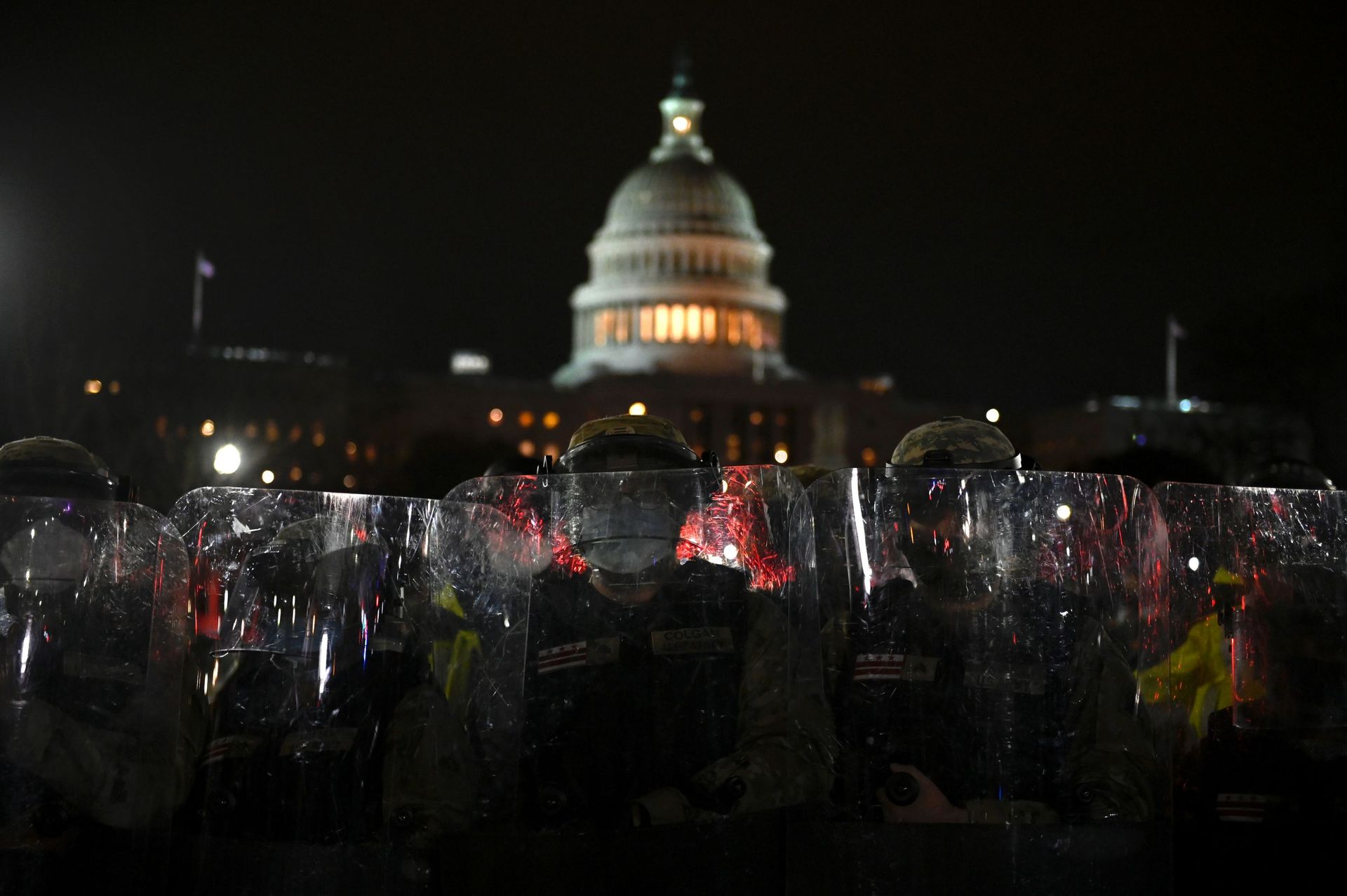 Couvre-feu et forces de l'ordre à Washington, le soir du 6 janvier 2021