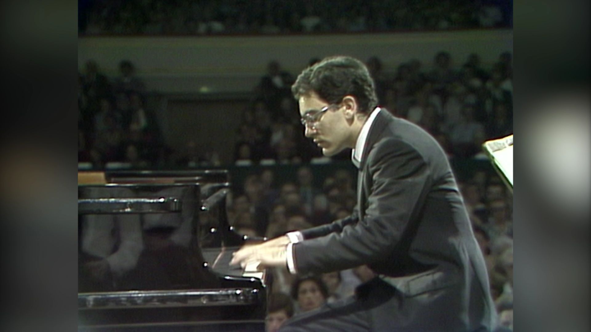 Abdel Rahman El Bacha lors de la finale du Concours Reine Elisabeth 1978.
