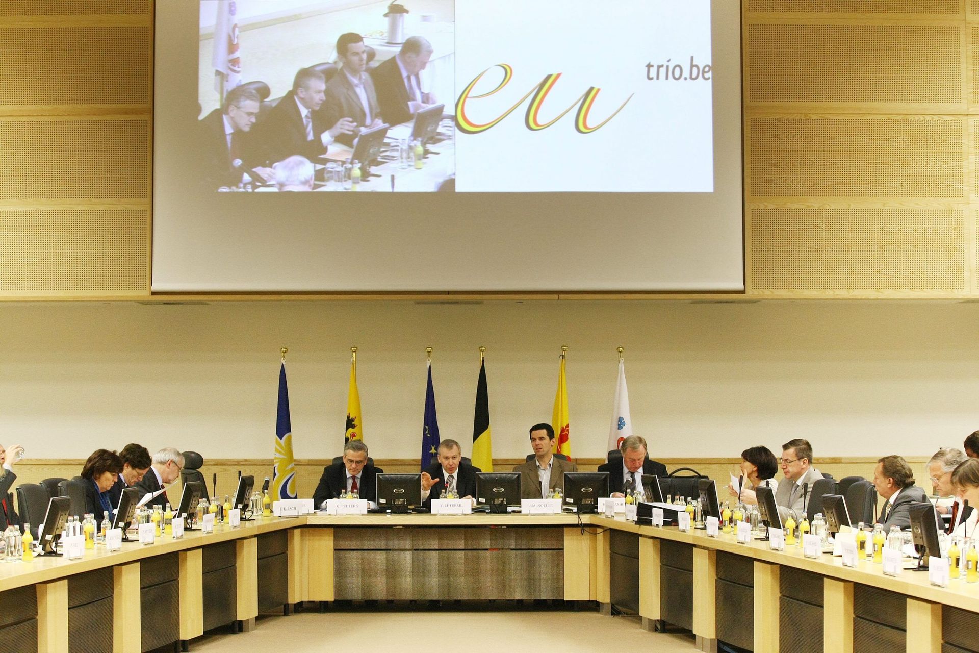 Réunion au Palais d'Egmont dans le cadre de la présidence belge de l'Union européenne en  2010