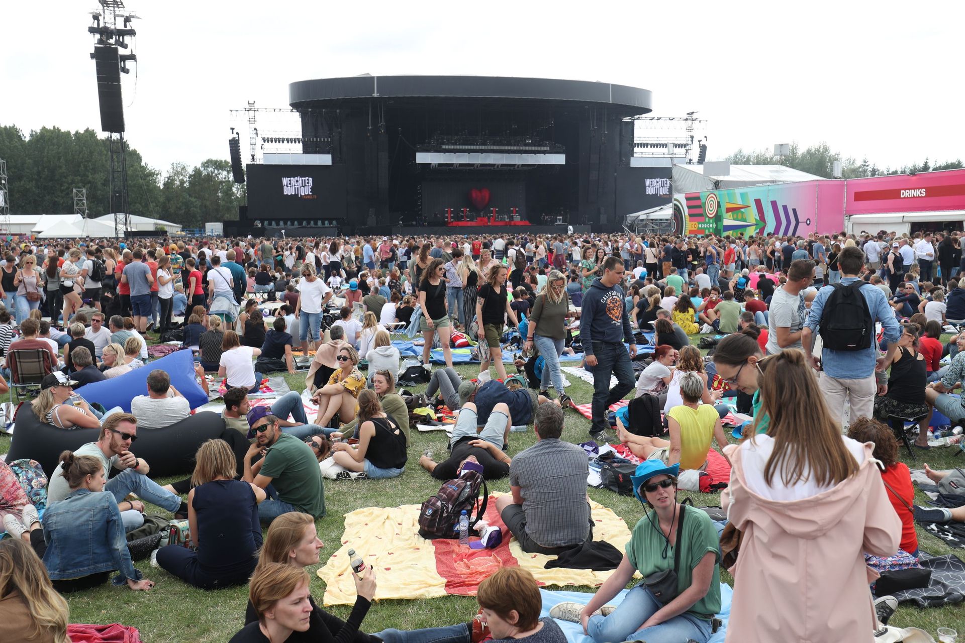 Werchter Boutique le funk de Bruno Mars a mis l ambiance devant