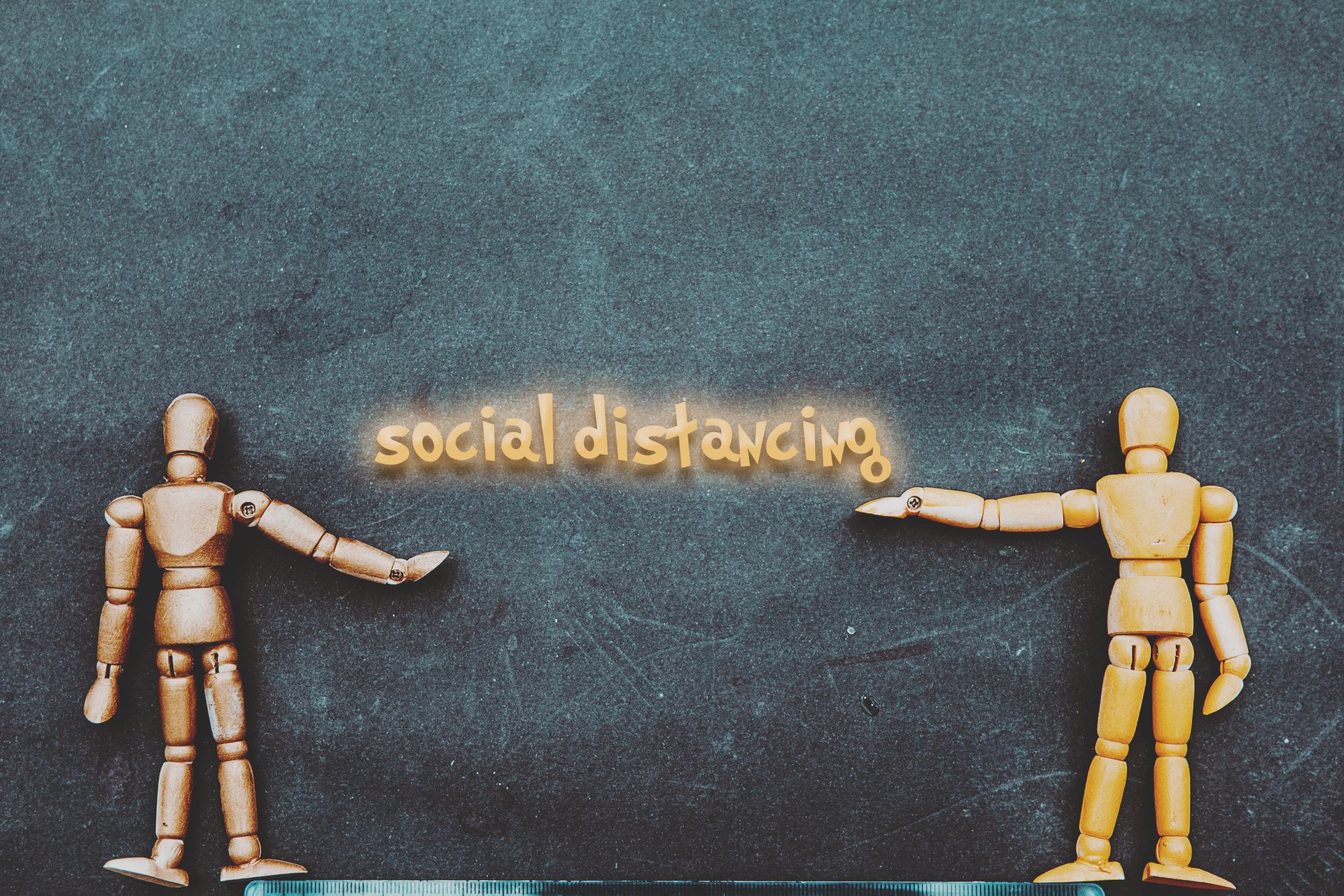 La distanciation sociale reste la bienvenue dans nos contacts sociaux 
