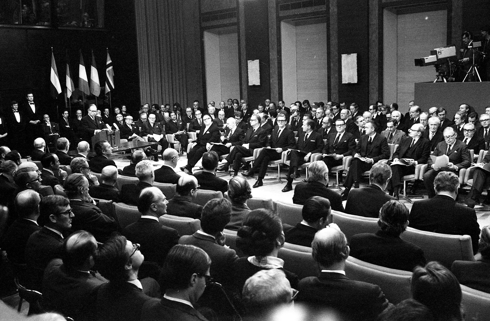 Cérémonie lors de la signature du traité d'adhésion en 1972 au Palais d'Egmont