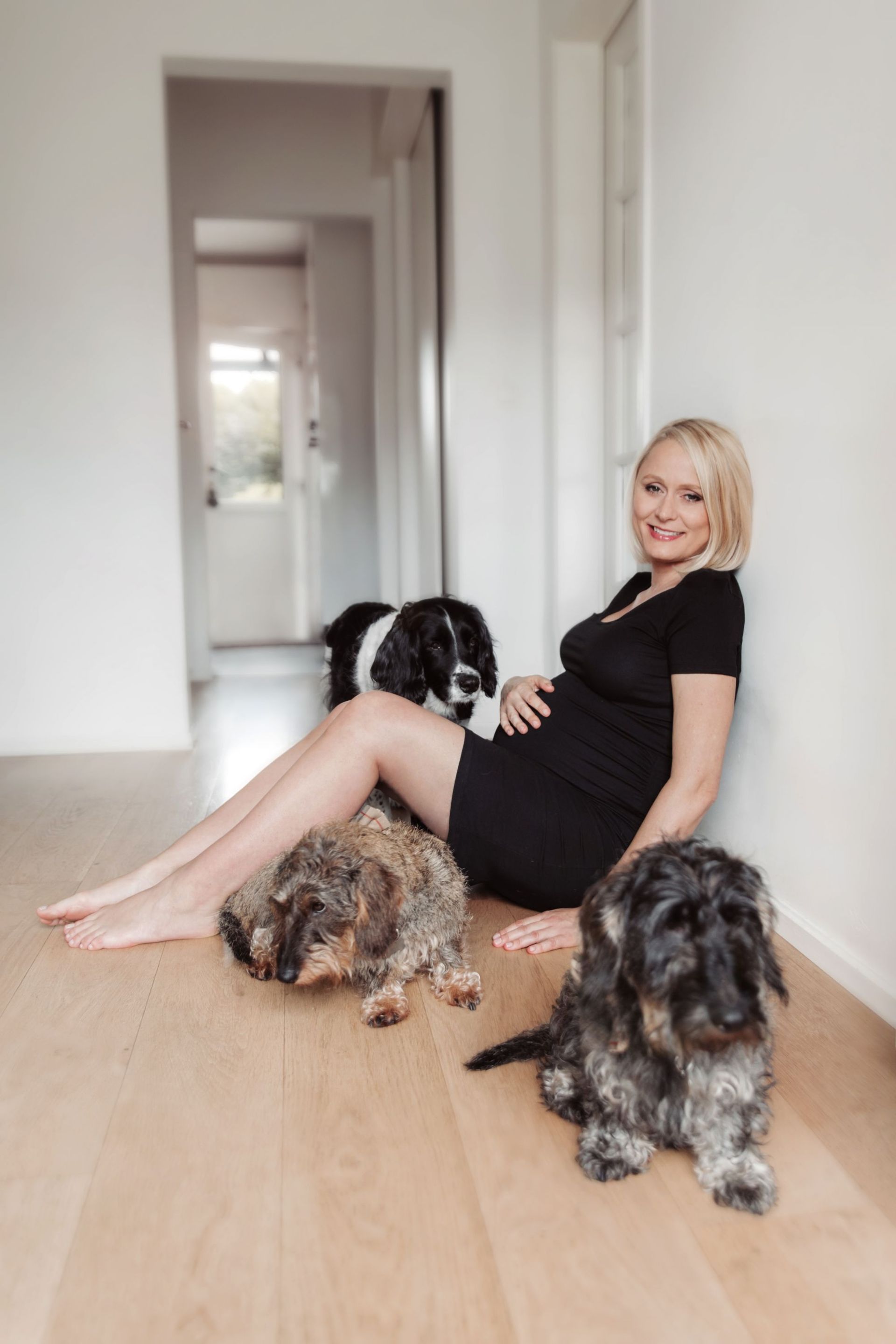 Maureen Louys et ses trois chiens 