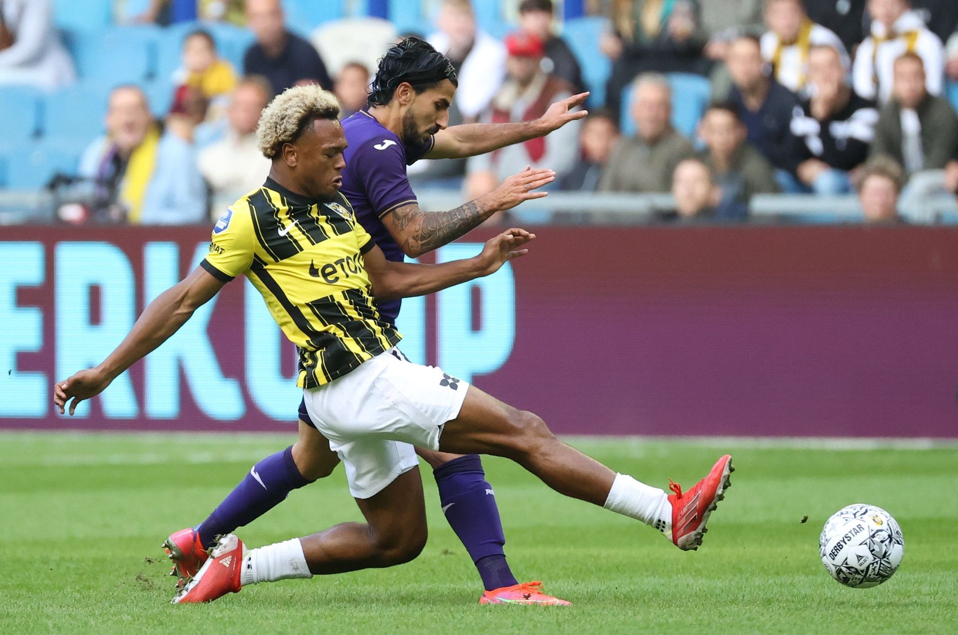 Avec Vitesse contre Anderlecht en Conference League