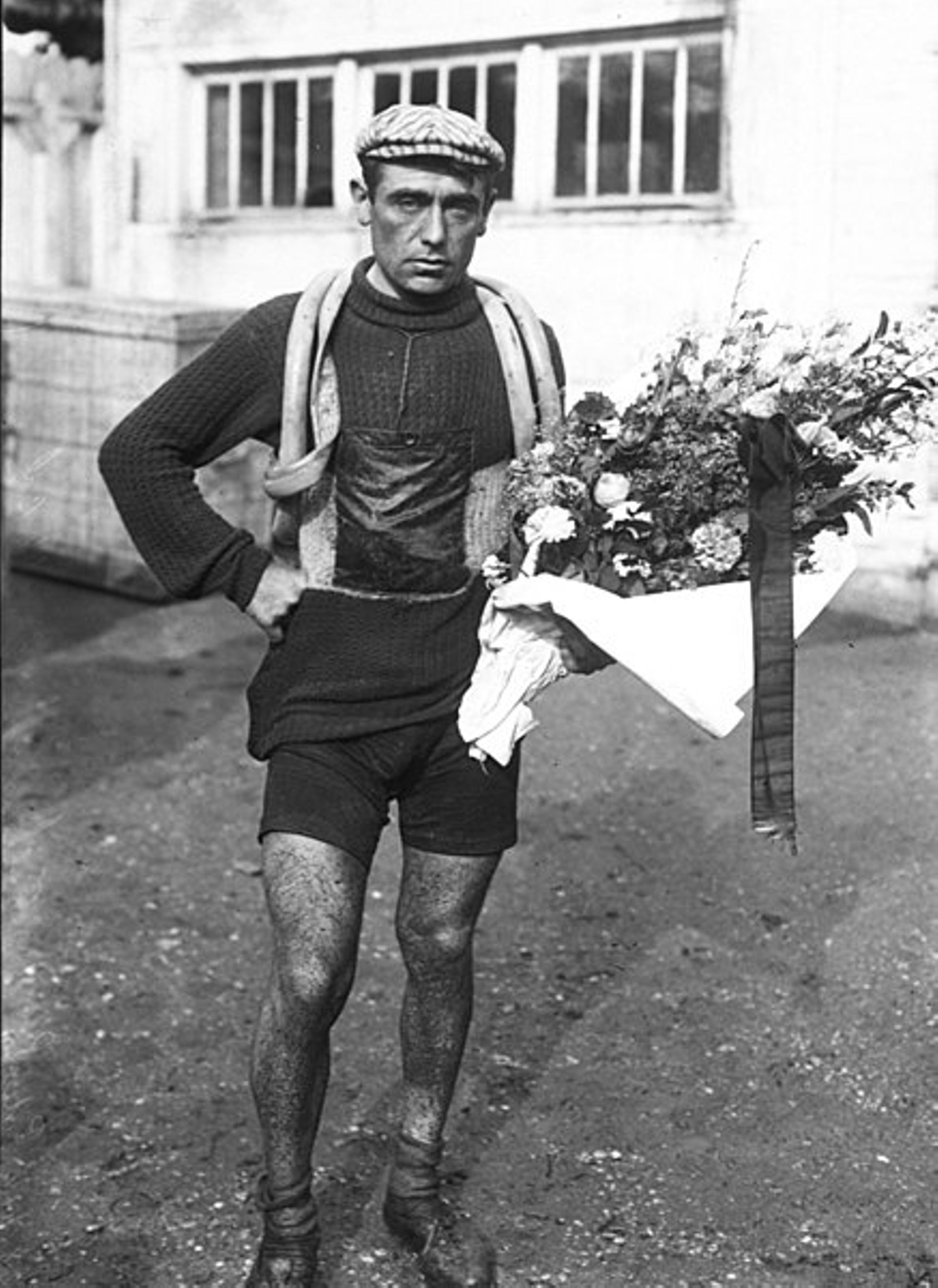 Eugène Christophe à l'arrivée du Tour en 1912