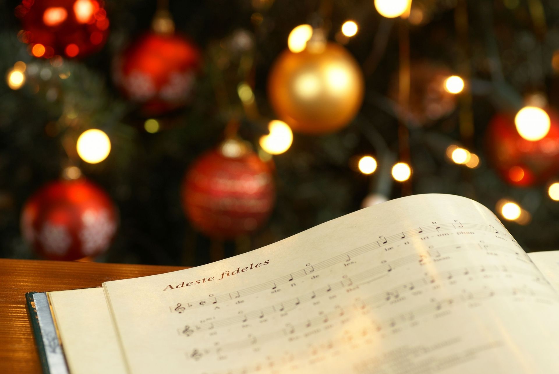 À l'origine des chants de Noël : la petite histoire des 'Christmas