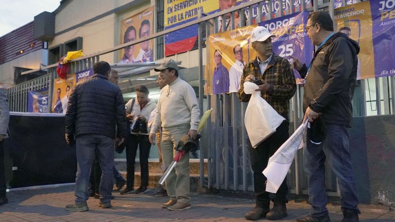 Élection présidentielle en Équateur : la date des élections maintenue malgré l'assassinat d'un candidat présidentiel