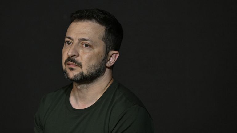 Guerre en Ukraine : Zelensky dit avoir visité la région de Soumy, proche de celle de Koursk en Russie