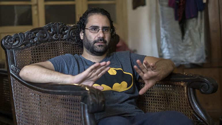 Egypte : ouverture du procès de figures de la révolte de 2011