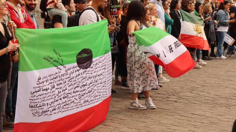 Iran : près de 900 personnes manifestent contre le régime dans le centre de Gand
