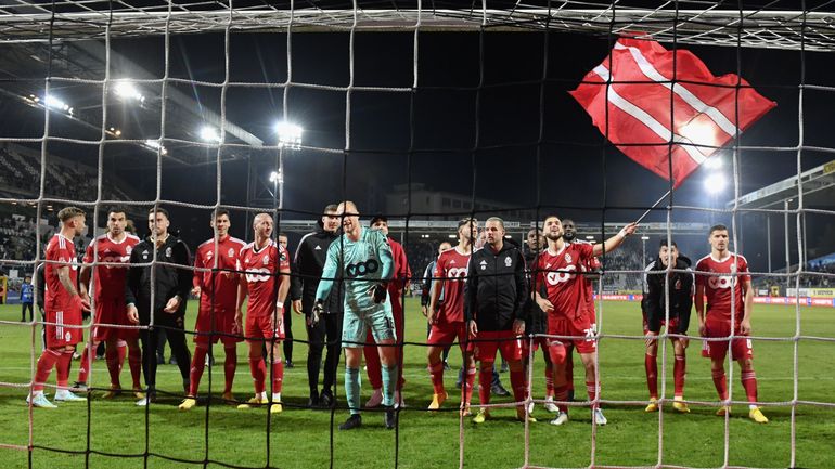 Gilles Dewaele après le court succès du Standard à Charleroi : "Je veux bien gagner tous les matches comme ça..."