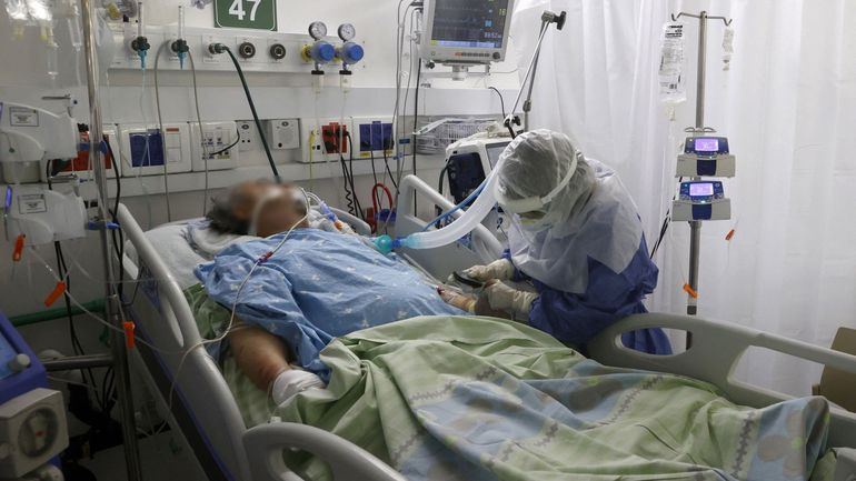 Covid en Belgique ce 1er juillet : contaminations et hospitalisations toujours en hausse, cela se marque aussi désormais sur les décès