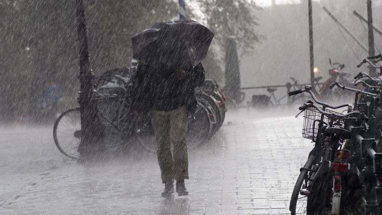 Orages, grêle et vent : l'IRM émet un avertissement jaune sur l'ensemble de la Wallonie et une partie de la Flandre ce week-end
