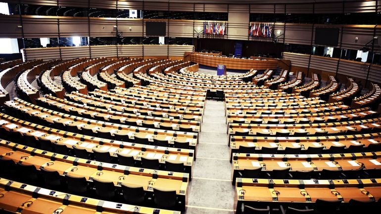 Présidence du Parlement européen : deux femmes et un homme du PPE briguent le mandat