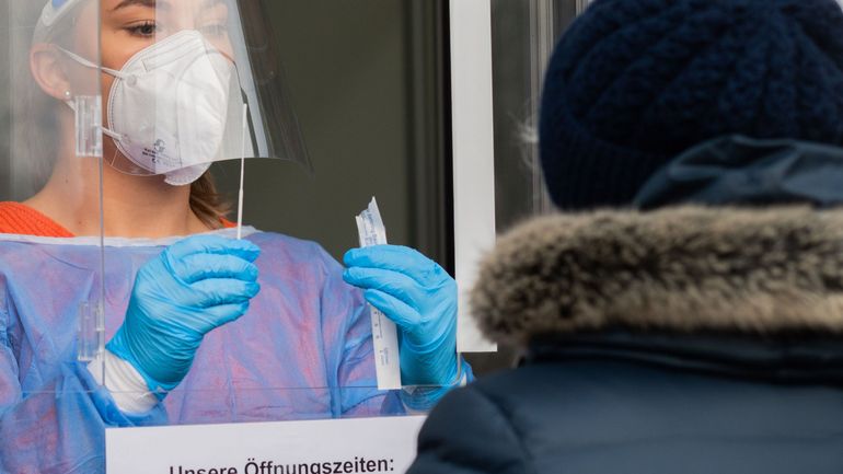 Coronavirus en Allemagne : retour des tests gratuits pour lutter contre la hausse des contaminations