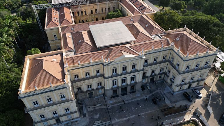 Après l'incendie qui l'a détruit en 2018, le Musée national de Rio rouvre partiellement ses portes