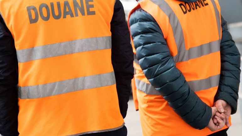 Un douanier anversois arrêté pour avoir participé à un trafic de stupéfiants