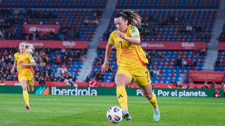 Transfert record pour Hannah Eurlings : l'attaquante des Red Flames quitte OHL pour l'Union Berlin