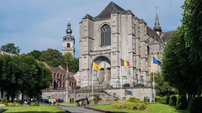 Le sarcophage d'Alice de Namur, conservé à Mons, classé 