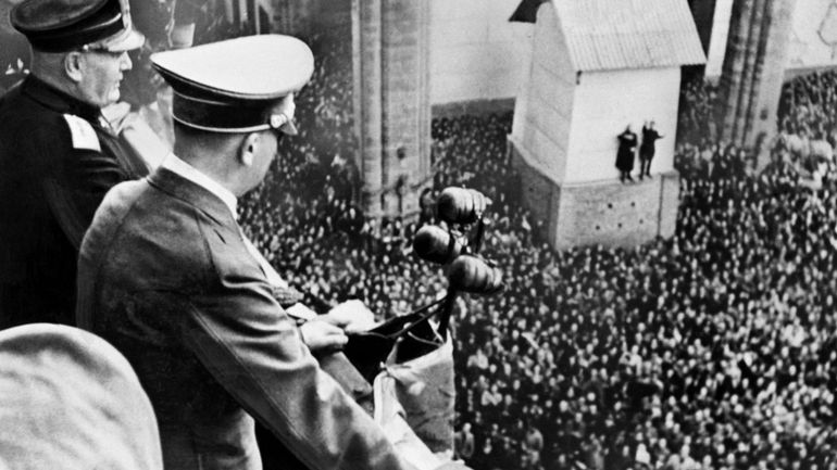 "Les monarchies face à Hitler" : les couronnes d’Europe face à la dictature