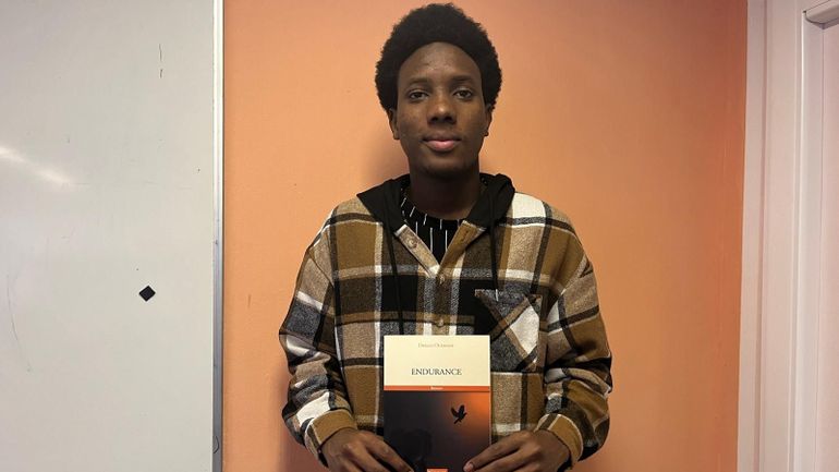 Ousmane Diallo 20 ans : réfugié guinéen et écrivain