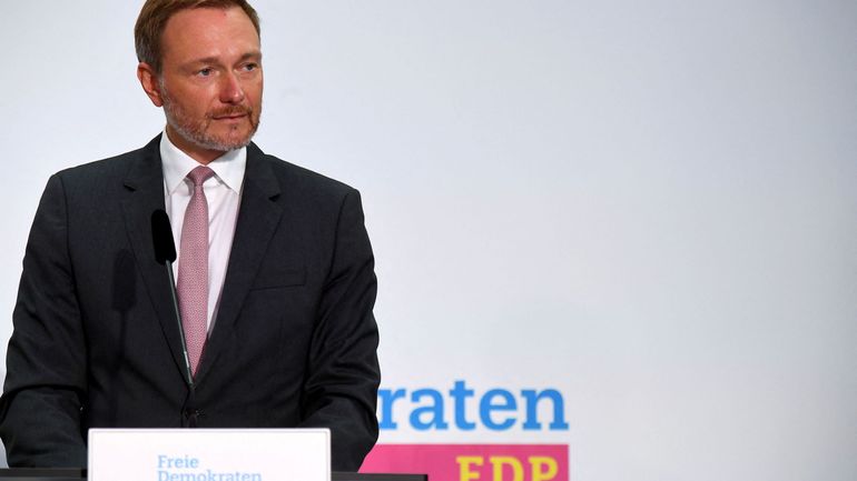 Élections en Allemagne : le président du FDP annonce des pourparlers 