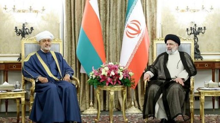 Visite à Téhéran du sultan d'Oman, médiateur entre l'Iran et l'Occident