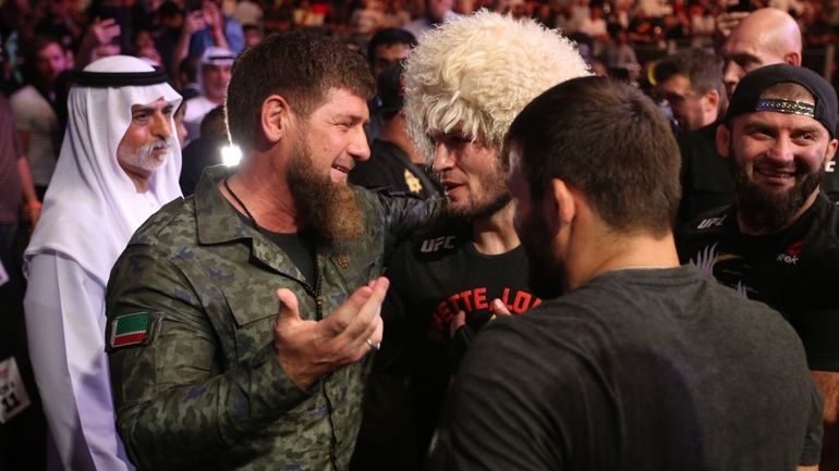 Guerre en Ukraine : comment le MMA sert le pouvoir du président tchétchène... et dérange les États-Unis