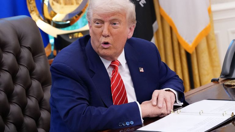 Droits de douane : Trump signe le décret portant à 50% la surtaxe douanière sur l'acier et l'aluminium