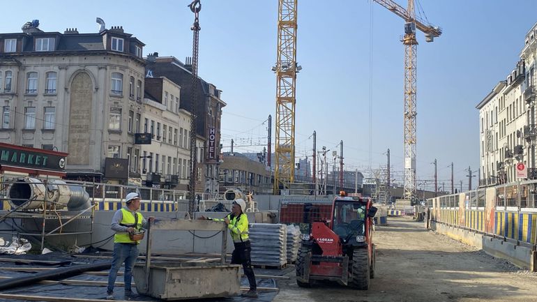 Le métro 3 prend forme, lentement mais sûrement. Mais il faudra attendre 2031&