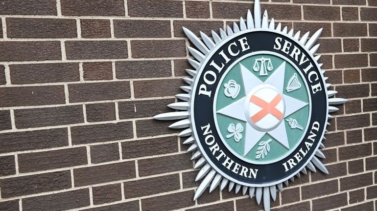 Irlande du Nord : seize agents de police blessés lors d'émeutes à (London)derry