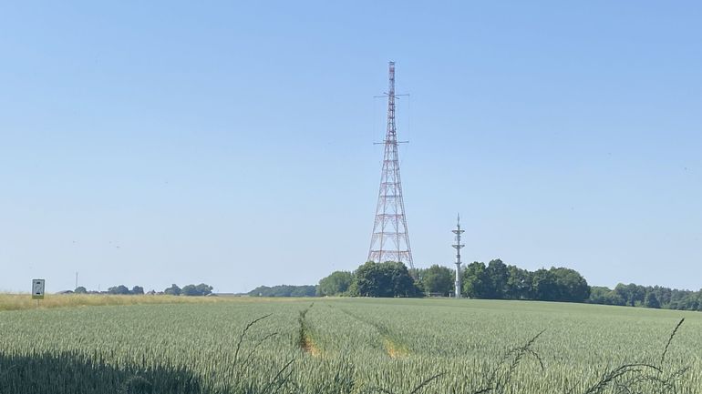 Court-Saint-Etienne : septante kilos d’explosifs et de savants calculs pour faire tomber l’ancienne antenne de l’OTAN