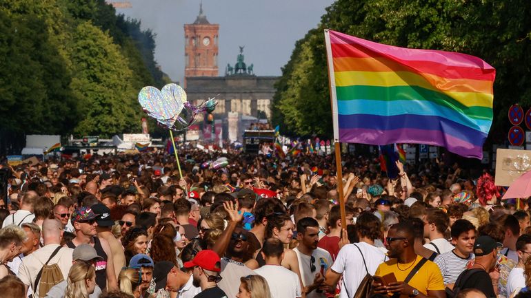 Allemagne : les députés adoptent une loi simplifiant le changement de genre