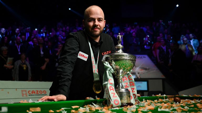 La presse britannique "dingue" de Luca Brecel, la nouvelle rock star du snooker