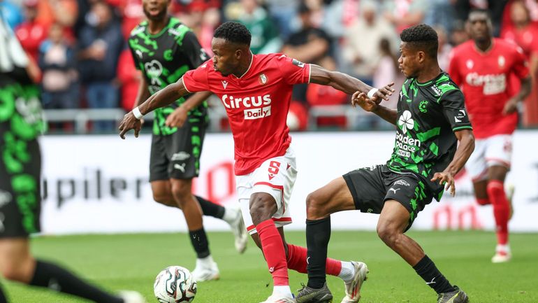 Direct audio et commenté, Standard – Cercle Bruges : les Rouches rentrent aux vestiaires sous les sifflets