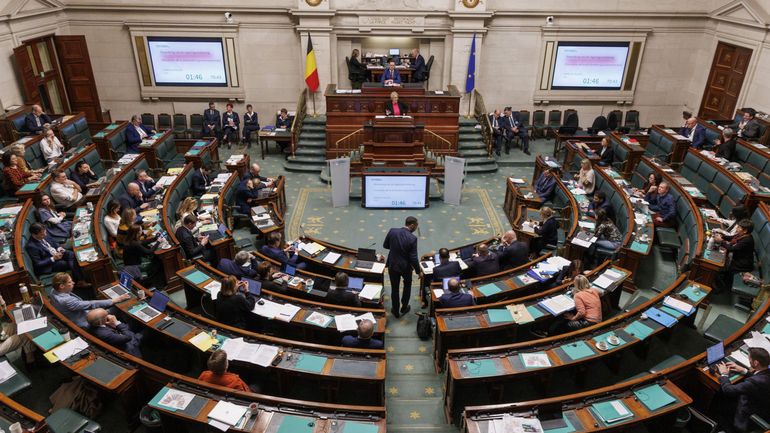 Nos démocraties fonctionneraient-elles mieux avec un leader fort et moins de contre-pouvoirs ?