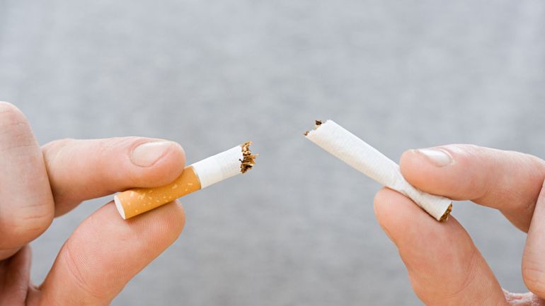 Selon l'Organisation mondiale de la santé, l'usage du tabac recule petit à petit dans le monde