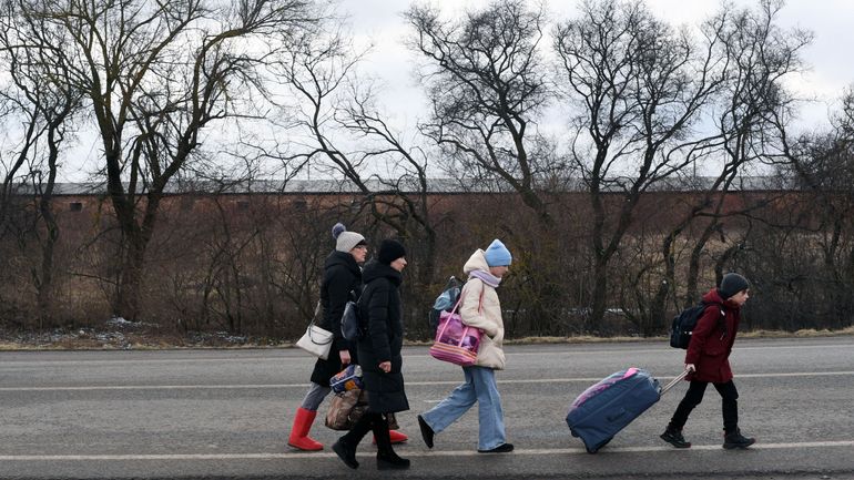Guerre en Ukraine : un million de réfugiés ont fui le pays en une semaine selon l'ONU