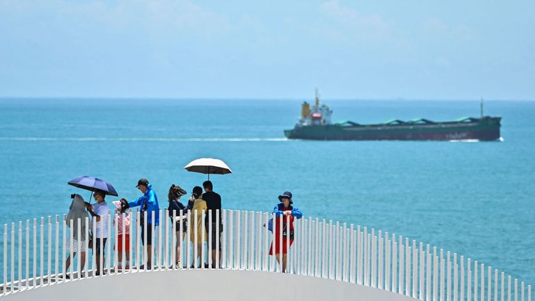 Tensions à Taïwan : la Chine poursuit ses exercices militaires près de l'île revendiquée par Pékin