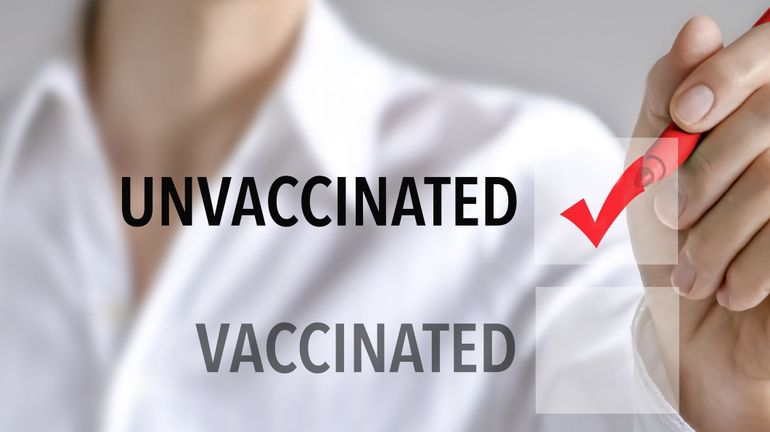 Covid en Belgique : une épidémie de non-vaccinés ou de vaccinés, au final ? Ça dépend de la région du pays&