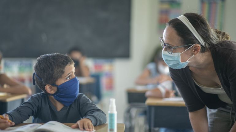 Coronavirus : l'installation des mesureurs de CO2 dans les écoles prendra du temps, avertit le SeGEC