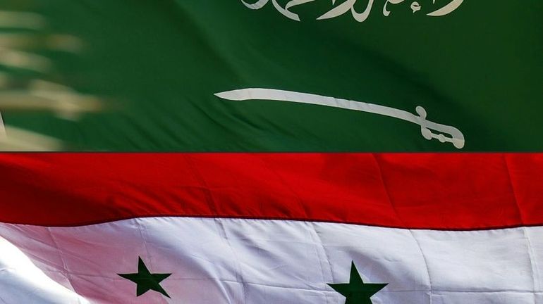 L'Arabie saoudite accueille des discussions sur l'avenir de la Syrie