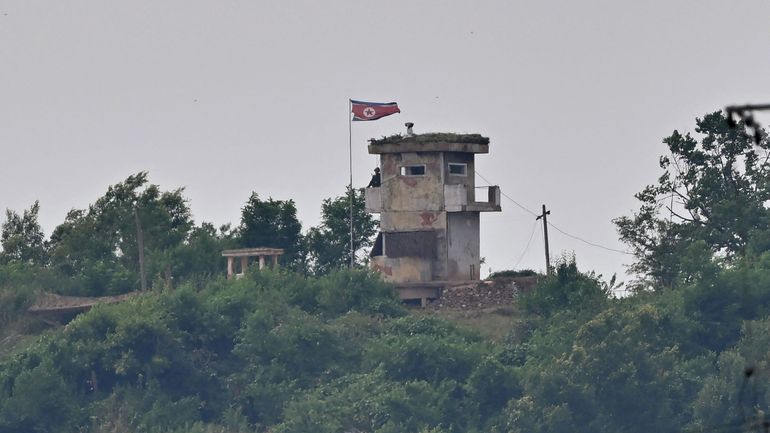 Un Nord-Coréen fait défection au Sud en franchissant la frontière à pied