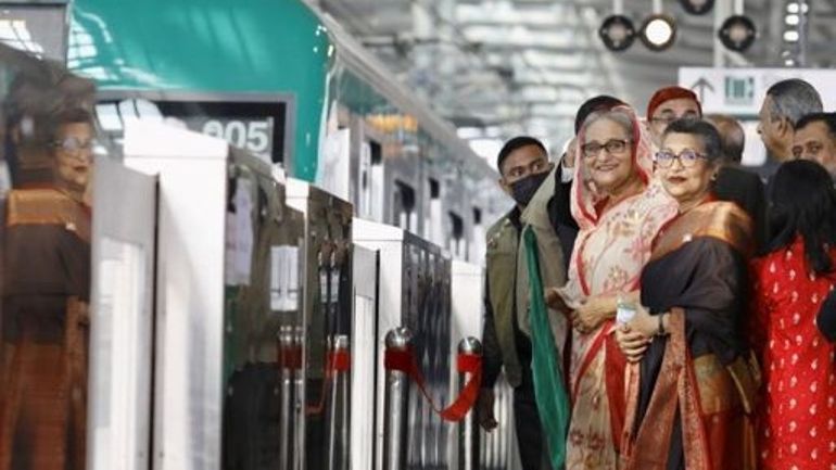 Le Bangladesh lance sa première ligne de métro, dans sa capitale asphyxiée