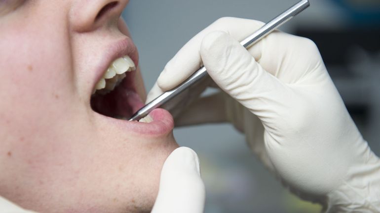 Soins dentaires : les dentistes vont-ils coûter plus cher ?