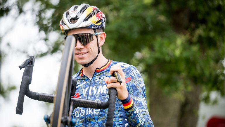 Wout van Aert, ambitieux avant une troisième semaine 'très difficile', tire aussi son chapeau à un 'impressionnant' Remco Evenepoel - RTBF Actus