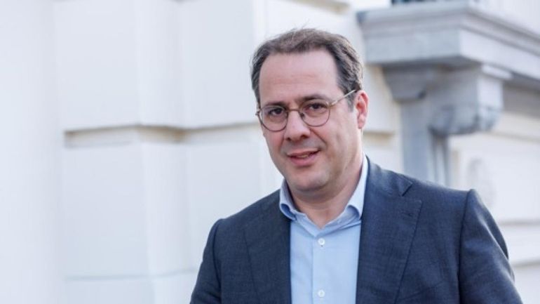Accord interprofessionnel : le ministre Clarinval entame un travail de médiation entre patrons et syndicats