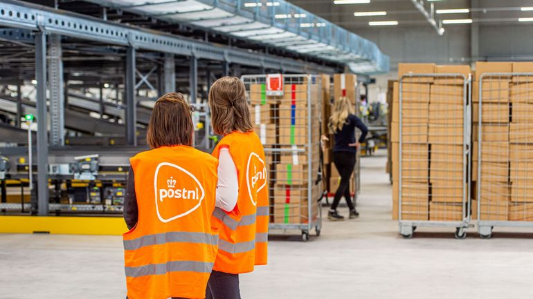 PostNL étend son réseau de distribution en Belgique avec au moins 350 nouveaux points